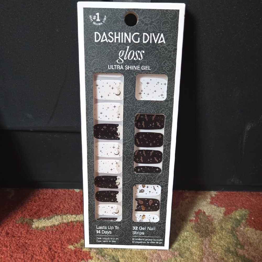 Dashing Diva Gloss Ultra Shine Gel Nail Strips Black And White Ghosts